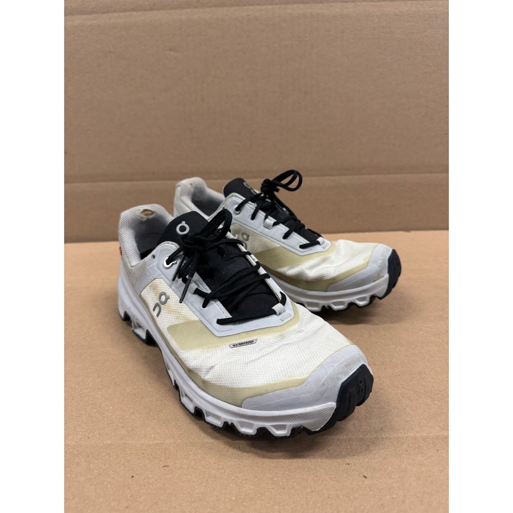 On Cloud Venture Athlectic Running Shoes Womens Size 7.5
